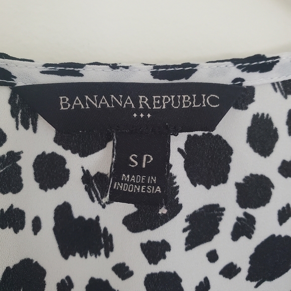 Banana Republic Factory Dalmatian Print Blouse - Picture 6 of 8